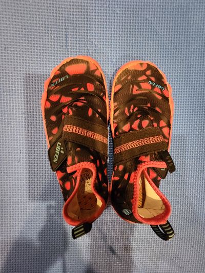 Pink water shoe Pink water shoe 13-1/2 (Lil' Kid)