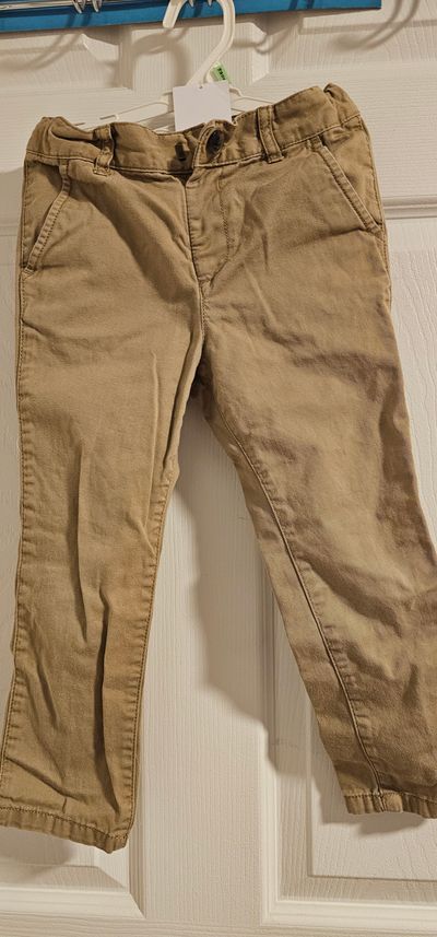 The Children's Place Excellent condition Boys dress pants 4T