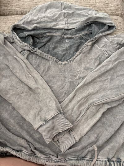 SO kohls Lounge life sweatshirt slight crop and hoodie Women's - XXL