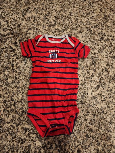 Carter's "Daddy's No. 1 Draft Pick" baby bodysuit. Carter's "Daddy's No. 1 Draft Pick" baby bodysuit. 24 Months