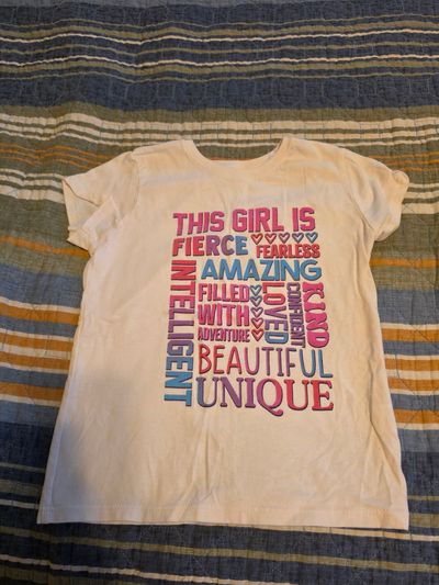 Childrens Place Size 5/6 This Girl Is...Tee 6T/6