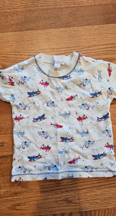Kissy Kissy Like new ocean theme graphic tshirt quick drying fabric 2T