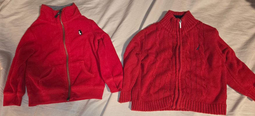 Set of 2 18M Boys Sweaters  18 Months