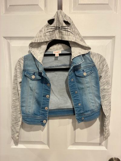 Cat & Jack Denim hooded jacket lightweight denim hooded jacket with cat ears hood! 6T/6