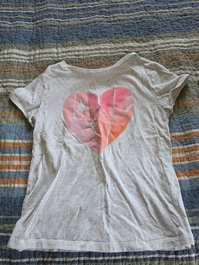Carters Gray "Love" Tee Shirt 6T/6