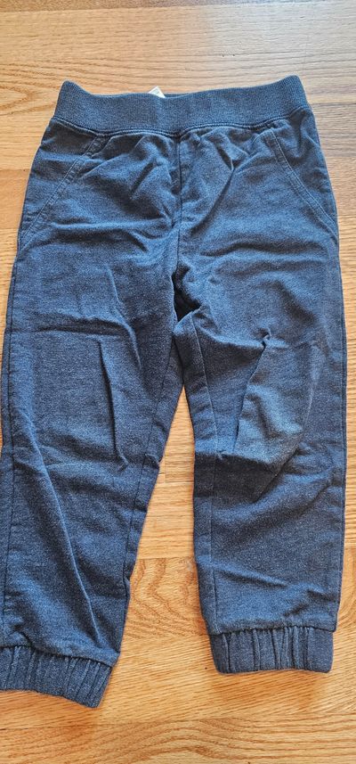 NA Like new boys 3T joggers in dark gray color soft & comfy 3T
