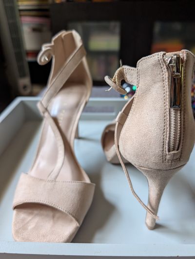Kelly and Katie Beige Velvet heels.. like new Kelly and Katie Beige Velvet heels.. like new 8-1/2 (Adult)