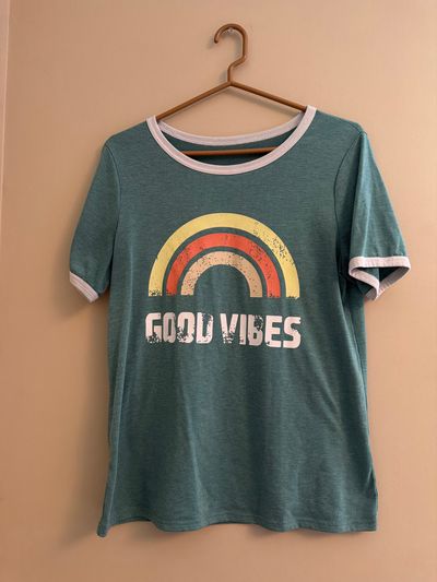 Green Good Vibes Tshirt Women's - M