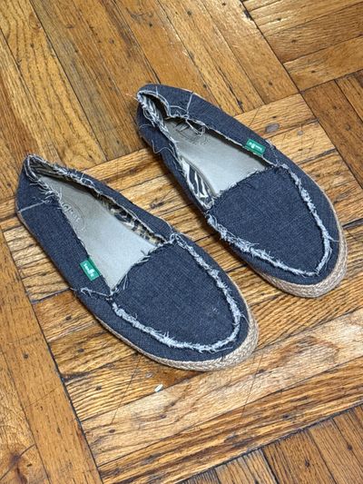 Sanuk denim loafers rubber insoles Sz 7 7 (Adult)