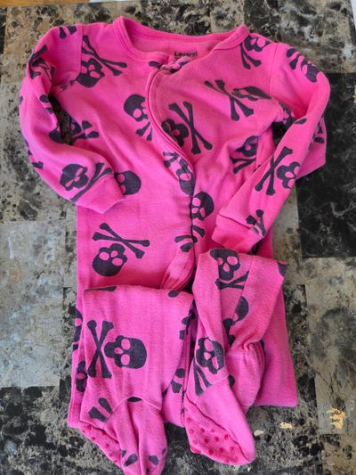 Leveret footed pjs  2T
