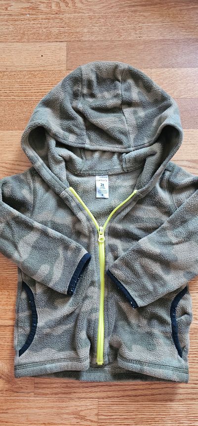 Carter's In great condition Camouflage zip up hoodie 2T