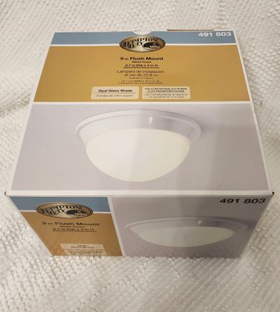 NEW HAMPTON BAYS 9" flush mount ceiling light