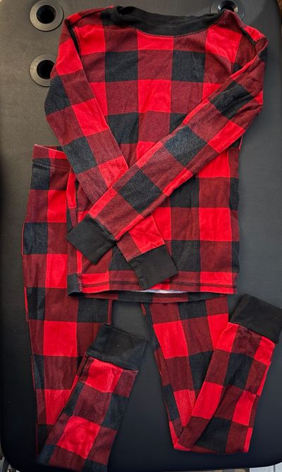 Old Navy Red plaid pajama set 10-12