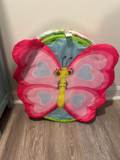 Melissa & Doug Butterfly Collapsible Tunnel