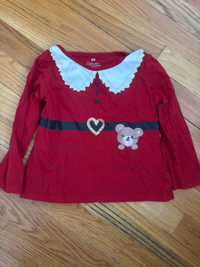 H&m Christmas shirt 4T