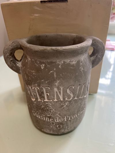 Unknown Vase 7 inch tall