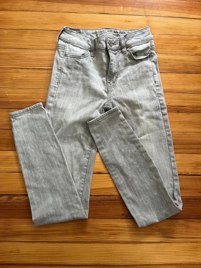 American Eagle Outfitters Light grey stretch jeggings Size 00 Junior XS - 0