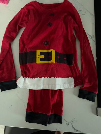 Carter's Santa clause pjs 6T/6