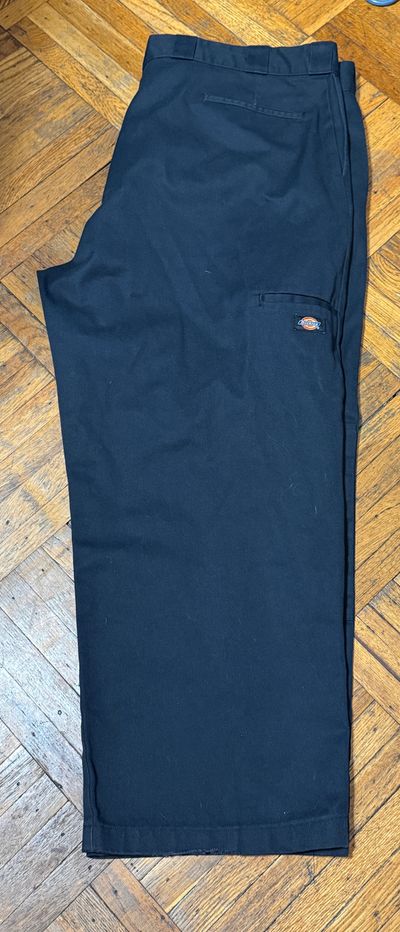 Men dickes work pants 45 by 32 navy  45