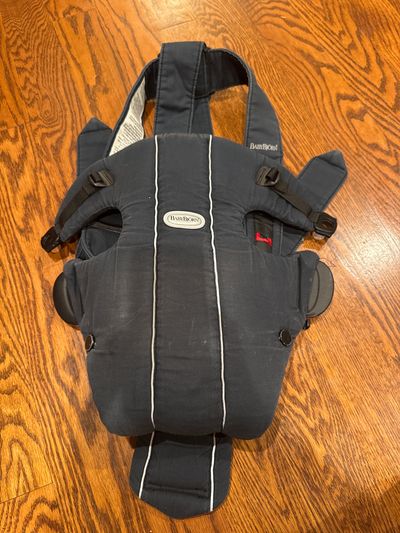Baby Bjorn Black baby carrier