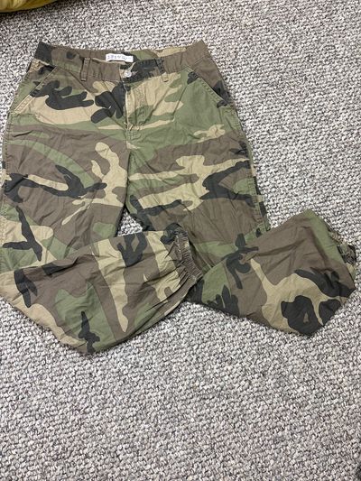 Denim co Camo pants Women's 6