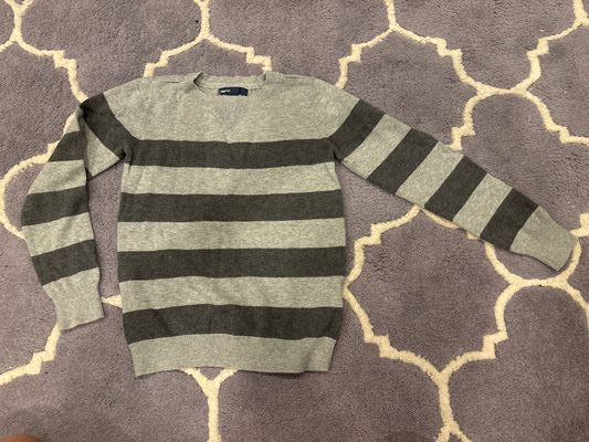 Gap 10 Fits like 6/7 Glitter v w stripe 100% cotton sweater 7-8