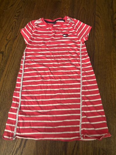 Like new Tommy Hilfiger striped dress size 8 to 10  7-8