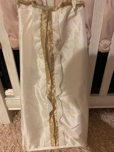 Peanutshell Diaper holder ties to side or crib