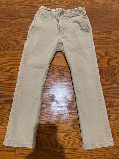 Gap Khaki chino pants 5T/5