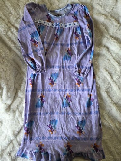 Disney Frozen Long Sleeved Nightgown  6T/6