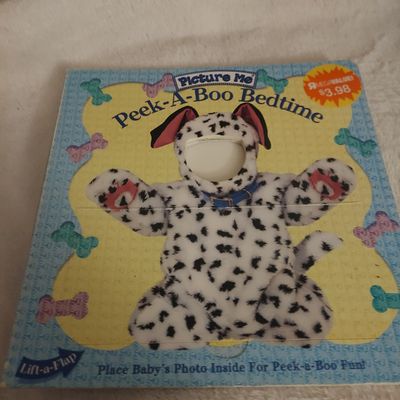 Picture me Place a baby's picture in to create your own peek a boo book