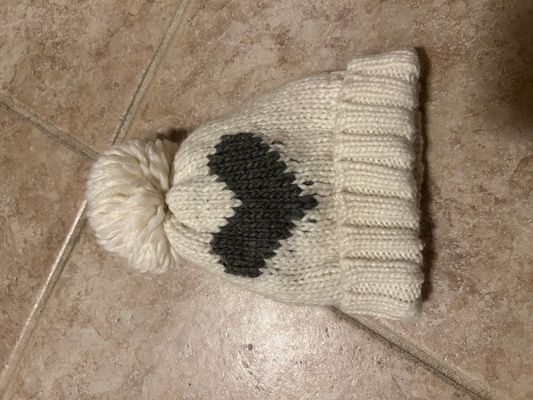 White and grey winter hat  Infant (0-2 yrs)