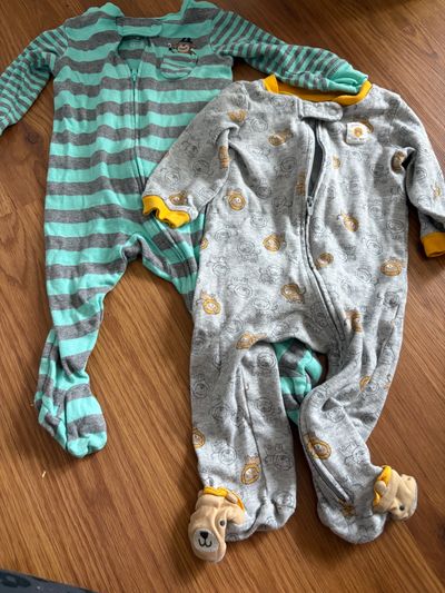 Carters Two pairs of pajamas 9 Months