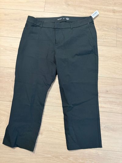Old Navy Pixie Pants - NWT Women's XXL 18