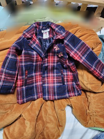 H&M girls' red, white, and navy blue plaid coat w H&M girls' red, white, and navy blue plaid coat with butterfly a 2T