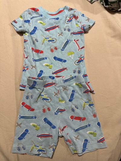 Kitestrings by hartstrings Active boy tee and short set 4T