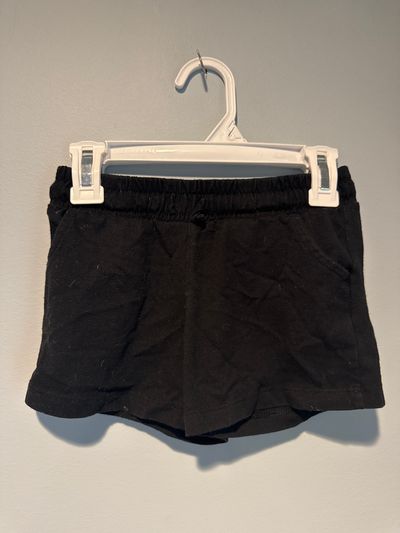 Cat & Jack size 4/5 Black knit shorts 4T