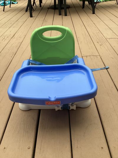 Fisher price Table booster seat, missing tray