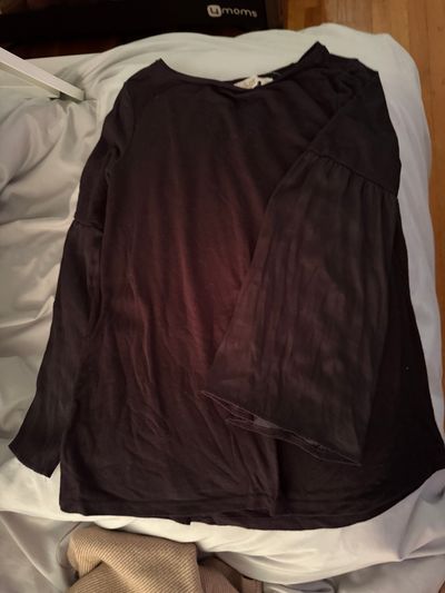 Ann Taylor loft Black bell sleeve top Women's - XS