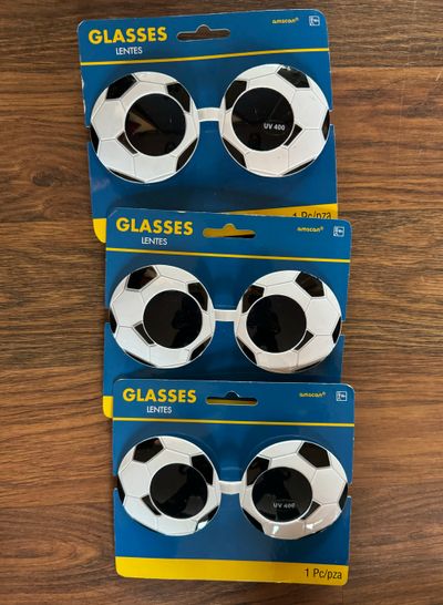 NEW Amscan 3 pairs soccer sunglasses