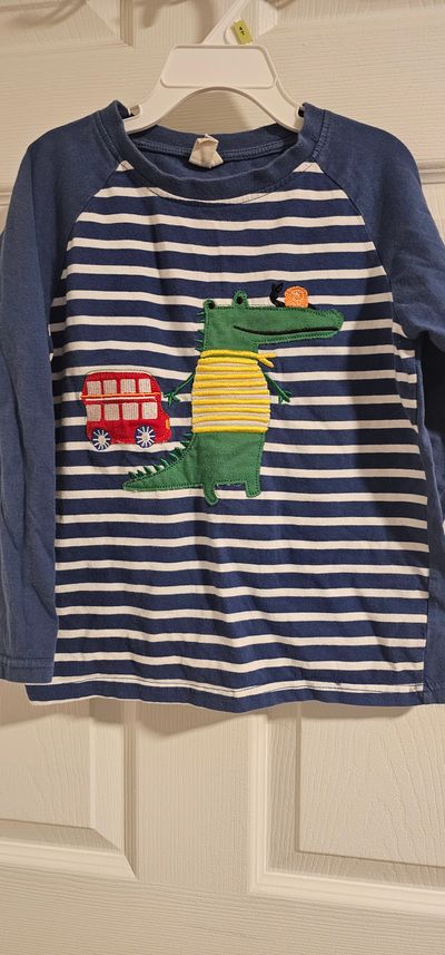 Right Euro Boys graphic long sleeves shirt in blue 7-8