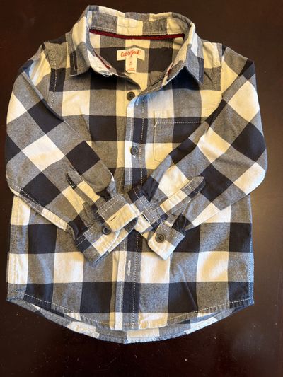 Cat and jack buffalo check button down shirt Black and white worn once 3T
