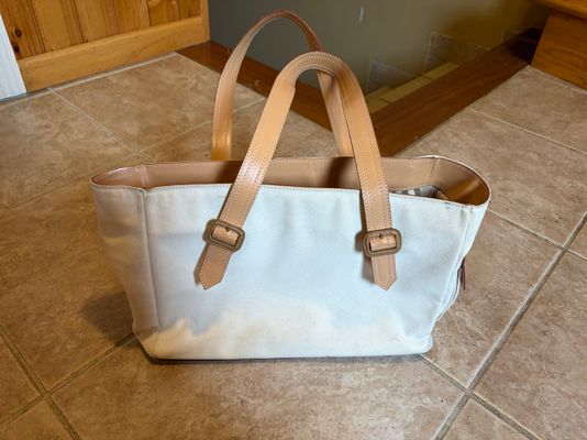White and tan Burberry bag
