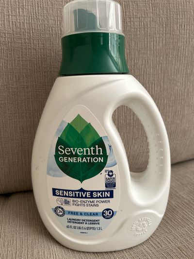 New Seventh generation  sensitive skin retails 10 NEW 45 fluid oz 30 load seventh generation sensitive skin
