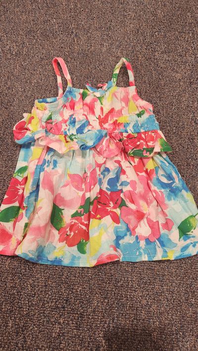 Old Navy Summer dress 0-3 Months