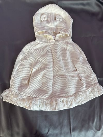 Gap Knitted poncho 5T/5