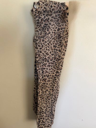 Children's place Leopard jeans 6T/6