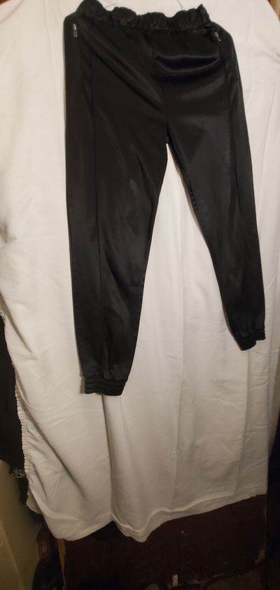 Body Gloves Black sweatpants 14-16