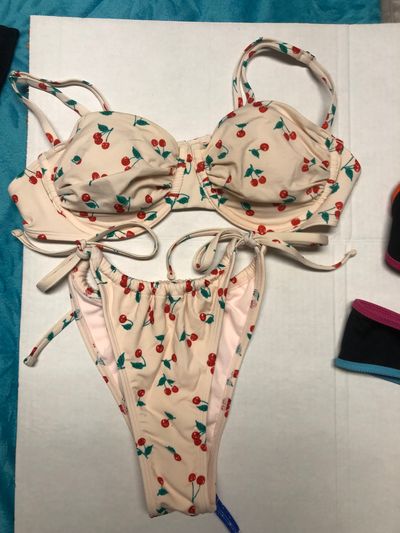 Wild Fable string bikini BOTTOM ONLY Pink cherry string bikini bottom size small- top sold separate Women's Small (6-8)