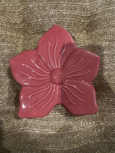 Pink Flower, brush holder, so cute! Pink Ceramic Flower. Perfect for little Girls room. Brand New